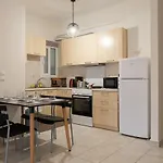 Despoina's Lovely נאפפליו